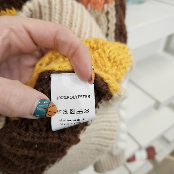 Colorblock Sweater - Picture 7 of 8